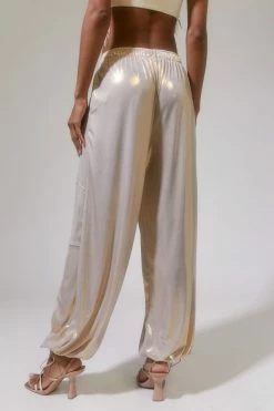 Cheap ⭐ Women's Urban Renewal Parties Remnants Luella Shimmer Toggle Pant Beige ???? 4 Cheap ⭐ Women's Urban Renewal Parties Remnants Luella Shimmer Toggle Pant Beige ???? -Urban Renewal shop unnamed file 1058