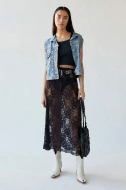 Discount ✔️ Women's Urban Renewal Remade Overdyed Lace Midi ???? Skirt Black ????