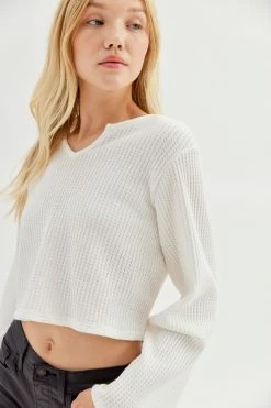 Cheapest 😀 Women's Urban Renewal Remnants Notched Drippy Sleeve Top White 🧨