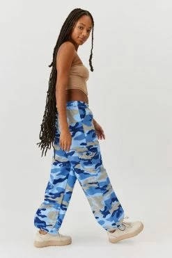 Budget ???? Women's Urban Renewal Remnants Camo Wind Pant Blue ???? -Urban Renewal shop unnamed file 1273