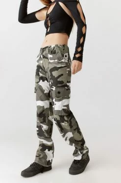 Flash Sale ???? Women's Urban Renewal Vintage Pop Color Camo Pant Black + White ❤️ -Urban Renewal shop unnamed file 1341