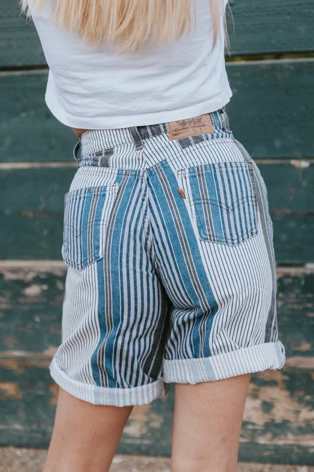 Vintage Levi's 580 Striped Denim Capris Deals ???? Women's Vintage Levi's 580 Striped Denim Capris Indigo ???? -Urban Renewal shop unnamed file 1364