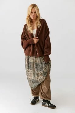 Cheapest ✔️ Women's Urban Renewal Remade Floral Paisley Midi ???? Skirt Neutral ???? 4 Cheapest ✔️ Women's Urban Renewal Remade Floral Paisley Midi ???? Skirt Neutral ???? -Urban Renewal shop unnamed file 1462