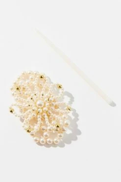 Deals ???? Women's Urban Renewal Vintage Pearl Flower Hair Pin Gold ❤️ 4 Deals ???? Women's Urban Renewal Vintage Pearl Flower Hair Pin Gold ❤️ -Urban Renewal shop unnamed file 1504