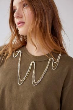 New ???? Women's Urban Renewal Parties Remade Rhinestone Chain Cropped Surplus Tee Green ???? 5 New ???? Women's Urban Renewal Parties Remade Rhinestone Chain Cropped Surplus Tee Green ???? -Urban Renewal shop unnamed file 232