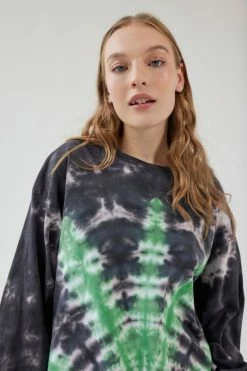 Promo ???? Women's Urban Renewal Remade Leaf Dye Long Sleeve Tee Grey ???? -Urban Renewal shop unnamed file 241