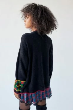 Coupon ⭐ Women's Urban Renewal Vintage Holiday Crew Neck Sweater Black ⭐ -Urban Renewal shop unnamed file 249