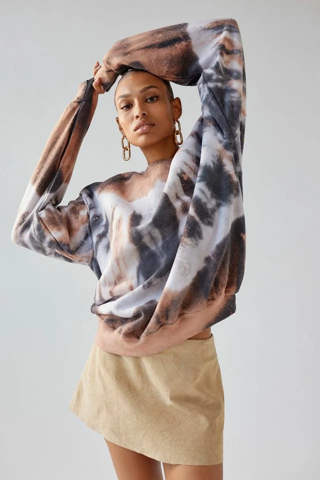 Urban Renewal Remade Snow Cap Mountain Dyed Crew Neck Sweatshirt New ❤️ Women's Urban Renewal Remade Snow Cap Mountain Dyed Crew Neck Sweatshirt Orange Multi ???? -Urban Renewal shop unnamed file 280