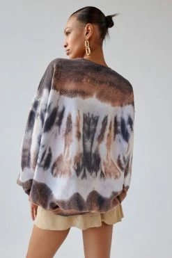 New ❤️ Women's Urban Renewal Remade Snow Cap Mountain Dyed Crew Neck Sweatshirt Orange Multi ???? 3 New ❤️ Women's Urban Renewal Remade Snow Cap Mountain Dyed Crew Neck Sweatshirt Orange Multi ???? -Urban Renewal shop unnamed file 281