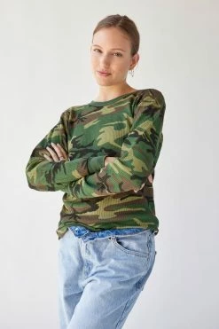 Promo ❤️ Women's Urban Renewal Vintage Camo Thermal Long Sleeve Top Green ⭐ 5 Promo ❤️ Women's Urban Renewal Vintage Camo Thermal Long Sleeve Top Green ⭐ -Urban Renewal shop unnamed file 370