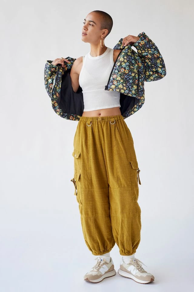 Urban Renewal Remnants Slinky High Neck Ribbed Tank Top Promo ???? Women's Urban Renewal Remnants Slinky High Neck Ribbed Tank Top White ???? -Urban Renewal shop unnamed file 413