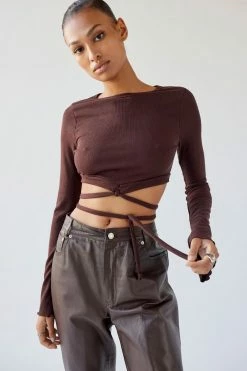 Budget ???? Women's Urban Renewal Remnants Ribbed Tie-Back Drippy Sleeve Top Brown ????