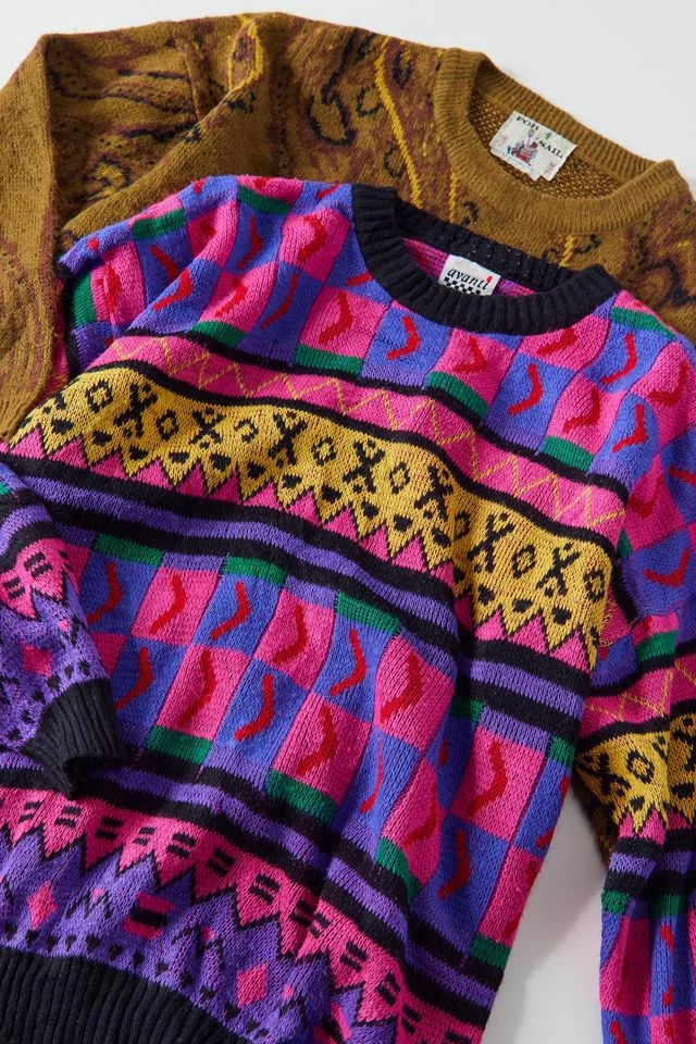 Urban Renewal Vintage Oversized Printed Sweater Flash Sale ???? Women's Urban Renewal Vintage Oversized Printed Sweater WARM COLORS ???? -Urban Renewal shop unnamed file 493
