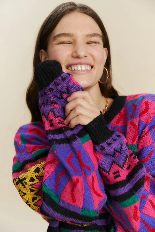 Urban Renewal Vintage Oversized Printed Sweater Flash Sale ???? Women's Urban Renewal Vintage Oversized Printed Sweater WARM COLORS ???? -Urban Renewal shop unnamed file 497