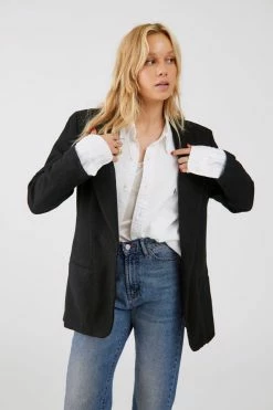 Best Pirce ???? Women's Urban Renewal Vintage That Girl Blazer, Button-Down ???? Shirt & Cami 3-Piece Set Assorted ???? -Urban Renewal shop unnamed file 541