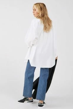 Best Pirce ???? Women's Urban Renewal Vintage That Girl Blazer, Button-Down ???? Shirt & Cami 3-Piece Set Assorted ???? -Urban Renewal shop unnamed file 543