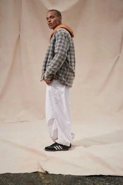 Promo ???? Women's Urban Renewal Remade Acid Wash Flannel ???? Shirt Neutral ???? -Urban Renewal shop unnamed file 568