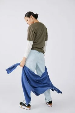 Flash Sale ???? Women's Urban Renewal Vintage Collector Flannel ???? Shirt, Thermal Top & Tee 3-Piece Set Blue ???? 5 Flash Sale ???? Women's Urban Renewal Vintage Collector Flannel ???? Shirt, Thermal Top & Tee 3-Piece Set Blue ???? -Urban Renewal shop unnamed file 587