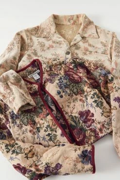Outlet ???? Women's Urban Renewal Remade Cropped Floral Tapestry Jacket Assorted ???? 3 Outlet ???? Women's Urban Renewal Remade Cropped Floral Tapestry Jacket Assorted ???? -Urban Renewal shop unnamed file 787